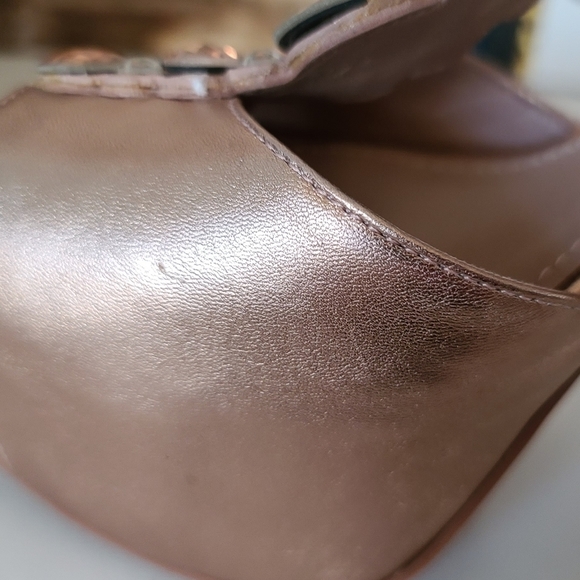 VINCE Camuto rose gold metallic heels US7 - Picture 10 of 10